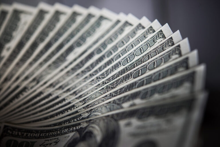 billie dollar money background scaled